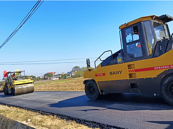 長沙太空金路橋材料有限公司,雙鋼輪壓路機,福格勒瀝青攤鋪機,AC系列,AF系列,SBS系列